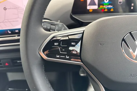  Volkswagen ID.4 Pure 52kWh Match Auto 5dr Thumbnail #46