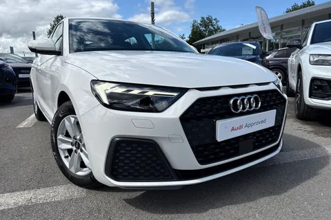 PL22YZW Audi A1 Technik 30 TFSI  110 PS S tronic Thumbnail #9