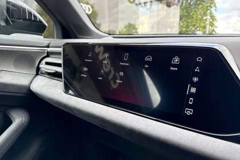 Audi A6 Avant 2.0 TDI Edition 1 S Tronic quattro Euro 6 (s/s) 5dr Thumbnail #54