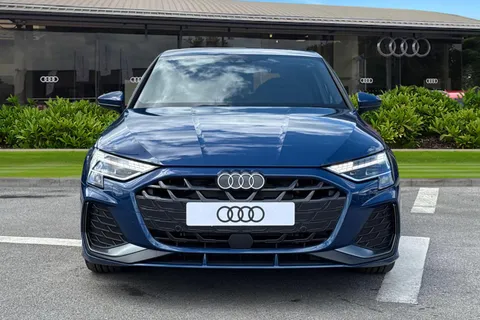 Audi A3 1.5 TFSI 35 S line S Tronic Euro 6 (s/s) 4dr Thumbnail #6