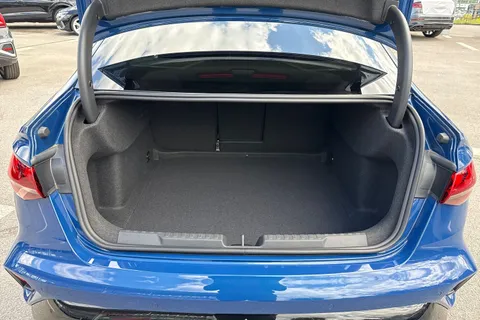 Audi A3 1.5 TFSI 35 S line S Tronic Euro 6 (s/s) 4dr Thumbnail #7