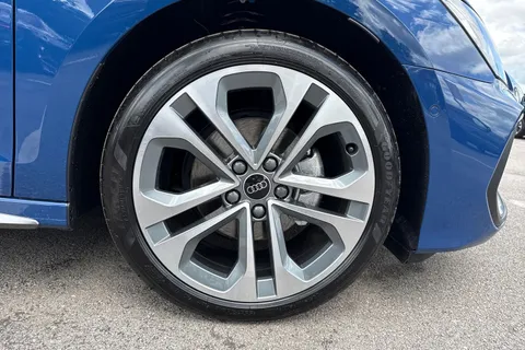 Audi A3 1.5 TFSI 35 S line S Tronic Euro 6 (s/s) 4dr Thumbnail #10