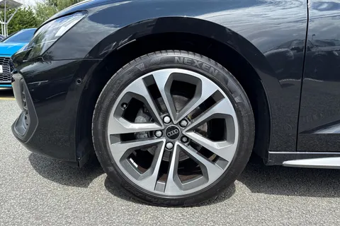 KM74LTO Audi A3 S line 35 TFSI 150 PS S tronic Thumbnail #7