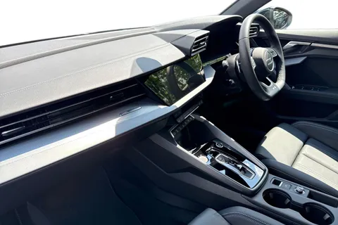 KM74LTO Audi A3 S line 35 TFSI 150 PS S tronic Thumbnail #9