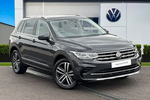 Volkswagen Tiguan PA Elegance 2.0 TSI 190PS 7-speed DSG 4Motion 5 Dr
