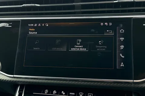  Audi SQ7 4.0 TFSI V8 Vorsprung Tiptronic quattro Euro 6 (s/s) 5dr Thumbnail #48