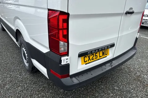 CX25LWU Volkswagen Crafter 2.0 TDI 140PS Commerce High Roof Van Thumbnail #8