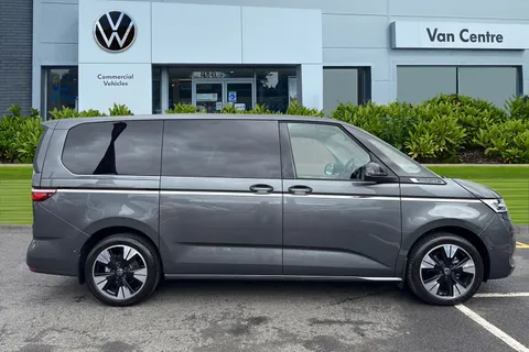 BD25KBF Volkswagen Multivan LWB 2.0 TDI 150PS Style DSG 7 Seats/Panoramic Sunroof Thumbnail #4