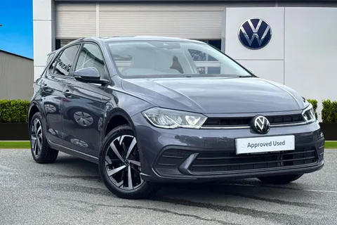 Volkswagen Polo 1.0 TSI (95ps) Match DSG | Rear View Camera | Front and Rear Parking Sensor