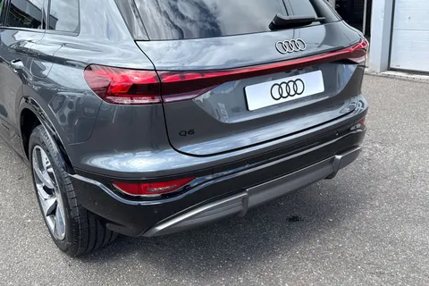 Audi Q6 E-Tron 100kWh Performance S line Auto 5dr Thumbnail #8