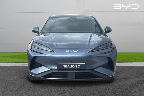 BYD Sealion 7 91.3kWh Excellence Auto AWD 5dr Thumbnail #3