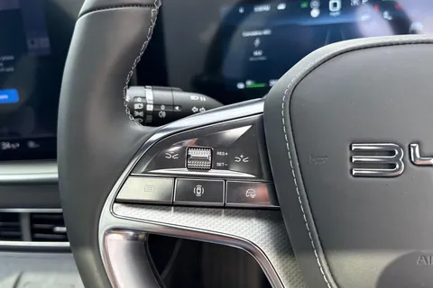 BYD Sealion 7 91.3kWh Excellence Auto AWD 5dr Thumbnail #10