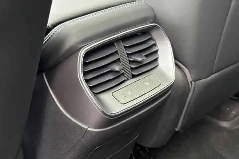 BYD Sealion 7 91.3kWh Excellence Auto AWD 5dr Thumbnail #30