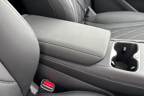 BYD Sealion 7 91.3kWh Excellence Auto AWD 5dr Thumbnail #32