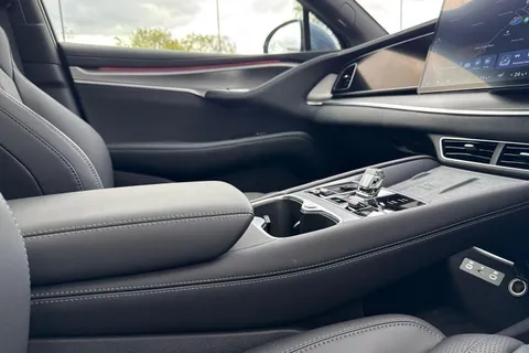 BYD Sealion 7 91.3kWh Excellence Auto AWD 5dr Thumbnail #35