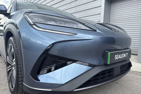 BYD Sealion 7 91.3kWh Excellence Auto AWD 5dr Thumbnail #53