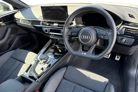 DF24LYC Audi A4 Avant Avant Black Edition 35 TFSI 150 PS S tronic Thumbnail #8