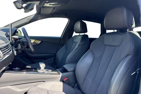 DF24LYC Audi A4 Avant Avant Black Edition 35 TFSI 150 PS S tronic Thumbnail #11