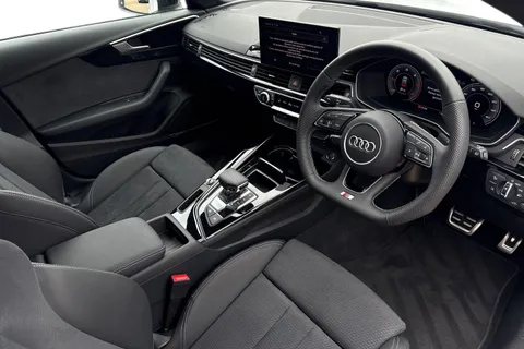 KW24UGO Audi A4 Avant Avant Black Edition 35 TDI 163 PS S tronic Thumbnail #8