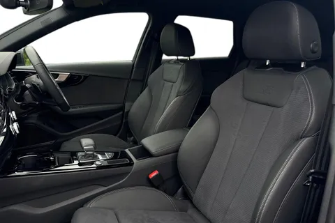 KW24UGO Audi A4 Avant Avant Black Edition 35 TDI 163 PS S tronic Thumbnail #11