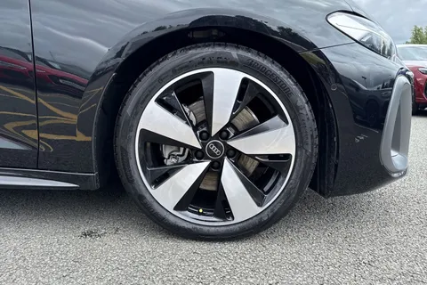 Audi A5 Avant 2.0 TDI S line S Tronic Euro 6 (s/s) 5dr Thumbnail #7