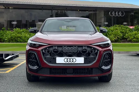  Audi Q5 2.0 TDI Edition 1 Sportback S Tronic quattro Euro 6 (s/s) 5dr Thumbnail #6