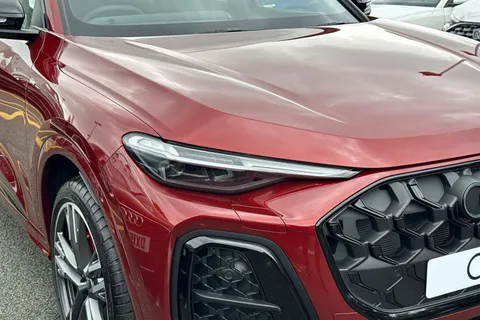  Audi Q5 2.0 TDI Edition 1 Sportback S Tronic quattro Euro 6 (s/s) 5dr Thumbnail #17