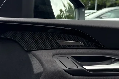  Audi Q5 2.0 TDI Edition 1 Sportback S Tronic quattro Euro 6 (s/s) 5dr Thumbnail #28