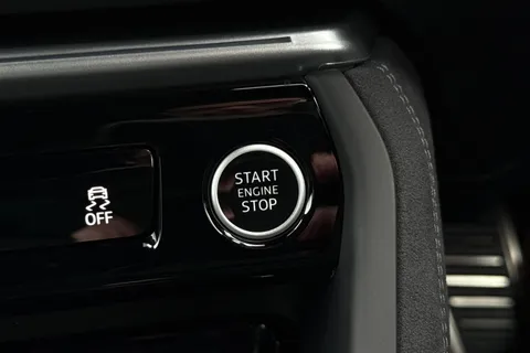  Audi Q5 2.0 TDI Edition 1 Sportback S Tronic quattro Euro 6 (s/s) 5dr Thumbnail #36