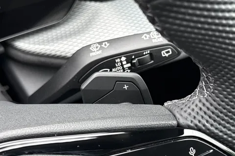  Audi Q5 2.0 TDI Edition 1 Sportback S Tronic quattro Euro 6 (s/s) 5dr Thumbnail #38