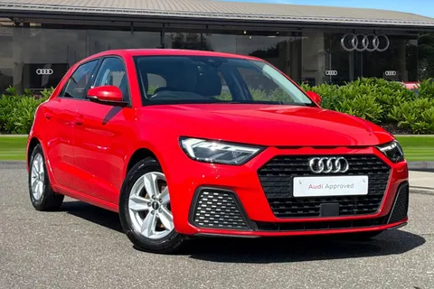 Audi A1 Technik 30 TFSI 110 PS 6-speed