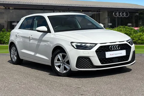 Audi A1 SE 25 TFSI  95 PS 5-speed