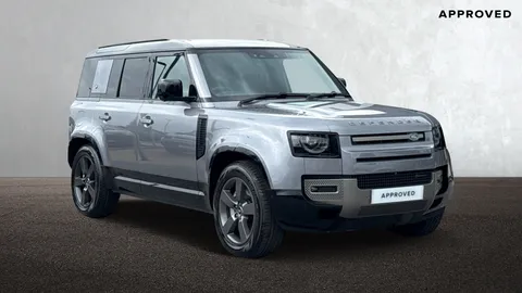Land Rover Defender 3.0 D300 X-Dynamic HSE 5dr