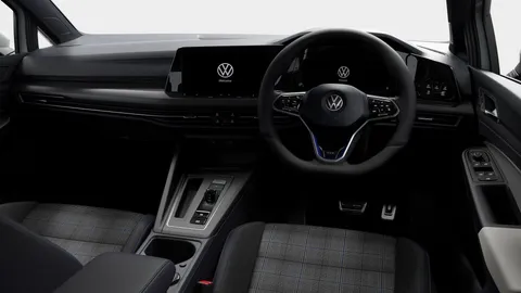 DK75YGV Volkswagen Golf 1.4 TSI GTE 5dr DSG | Wireless App-Connect | Discover Media' Thumbnail #4