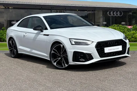 Audi A5 Coup- Black Edition 35 TFSI  150 PS S tronic
