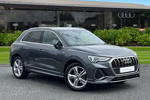 Audi Q3 S line 35 TFSI 150 PS S tronic