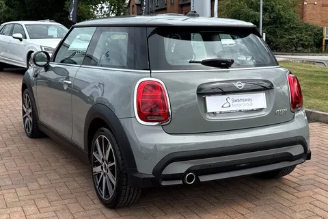 DP22SUU Mini Hatch 1.5 Cooper Classic Euro 6 (s/s) 3dr Thumbnail #8