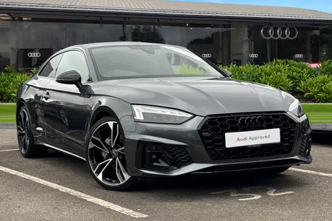 Audi A5 Coup- Black Edition 40 TFSI 204 PS S tronic