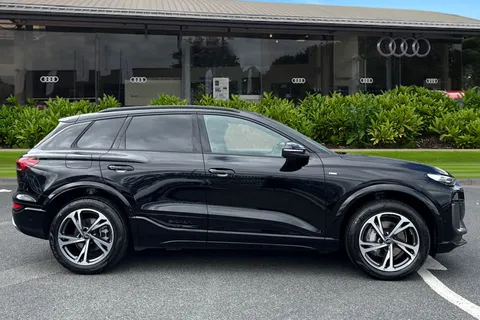 Audi Q6 E-Tron 83kWh S line Auto 5dr Thumbnail #4