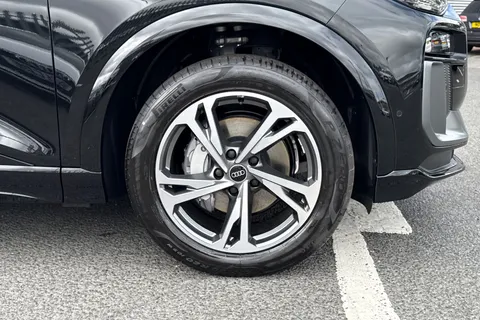 Audi Q6 E-Tron 83kWh S line Auto 5dr Thumbnail #10