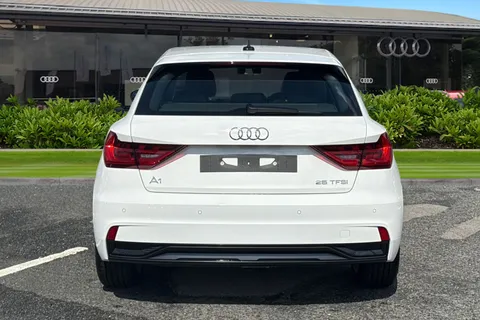 Audi A1 1.0 TFSI 25 Sport Sportback Euro 6 (s/s) 5dr Thumbnail #5