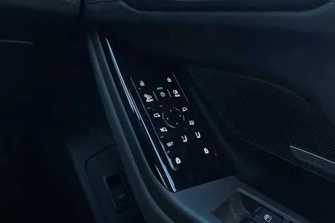 PJ74VDL Audi A6 E-Tron Avant Avant Launch Edition e-tron performance  270,00 kW Thumbnail #28