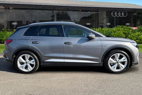 DK25VPY Audi Q4 e-tron 125kW 35 55kWh S Line 5dr Auto [Leather] Thumbnail #4