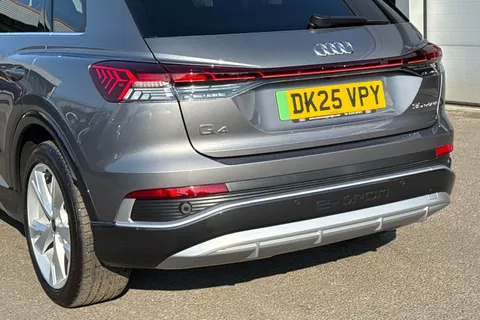 DK25VPY Audi Q4 e-tron 125kW 35 55kWh S Line 5dr Auto [Leather] Thumbnail #8