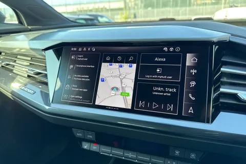 DK25VPY Audi Q4 e-tron 125kW 35 55kWh S Line 5dr Auto [Leather] Thumbnail #30