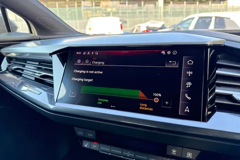 DK25VPY Audi Q4 e-tron 125kW 35 55kWh S Line 5dr Auto [Leather] Thumbnail #41