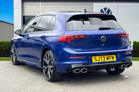 SJ73WFM Volkswagen Golf 2.0 TSI 4Motion DSG R | Heated Seats | Panoramic sunroof Thumbnail #3