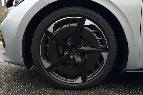 DE74YDX CUPRA Born e-Boost 77kWh V3 Hatchback 5dr Electric Auto (5 Seat) (230 ps) Thumbnail #11