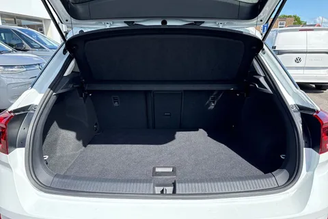 WK22ZGF Volkswagen T-Roc 2.0 TDI 150 EVO Style 5dr DSG ⭐1 Year VW Warranty⭐ Thumbnail #7