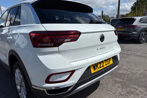 WK22ZGF Volkswagen T-Roc 2.0 TDI 150 EVO Style 5dr DSG ⭐1 Year VW Warranty⭐ Thumbnail #8